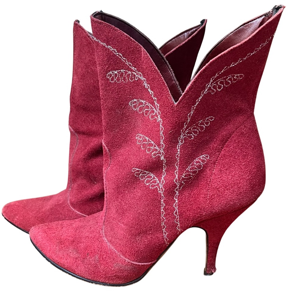 VINTAGE 60S RED SUEDE BOOTIES WITH SILVER THREADING SZ 8.5